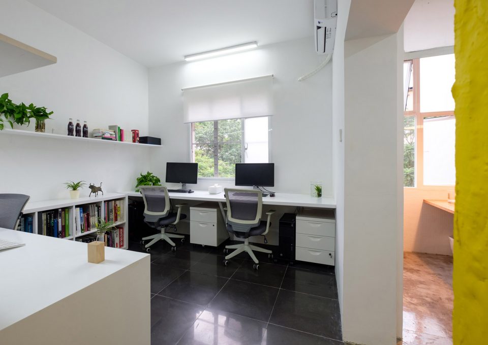 Temporary Design Studio Transformation in an Old Dormitory by X2S Studio