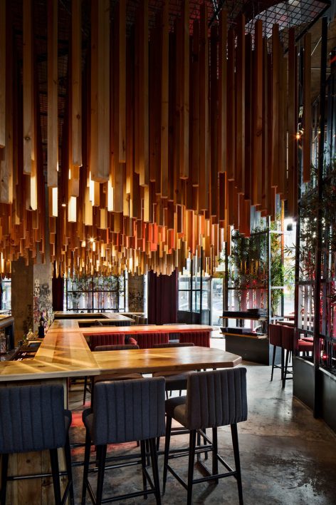 Ganadara Bar By JEAN DE LESSARD DESIGNERS CRÉATIFS
