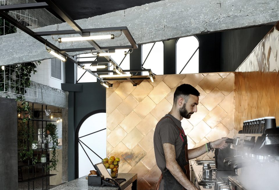 Black drop Greece By Ark4 lab of architecture