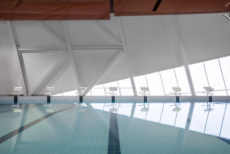 Complexe Sportif Saint Laurent by SaucierPerrotte Architectes and HCMA