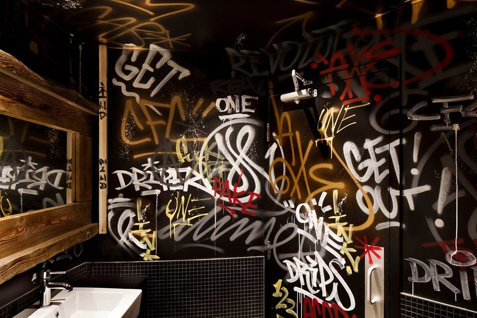 Ganadara Bar By JEAN DE LESSARD DESIGNERS CRÉATIFS