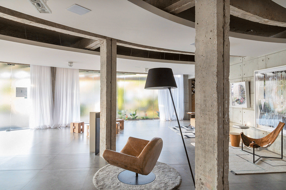 Gallery 6 One By Debaixo do Bloco Arquitetura