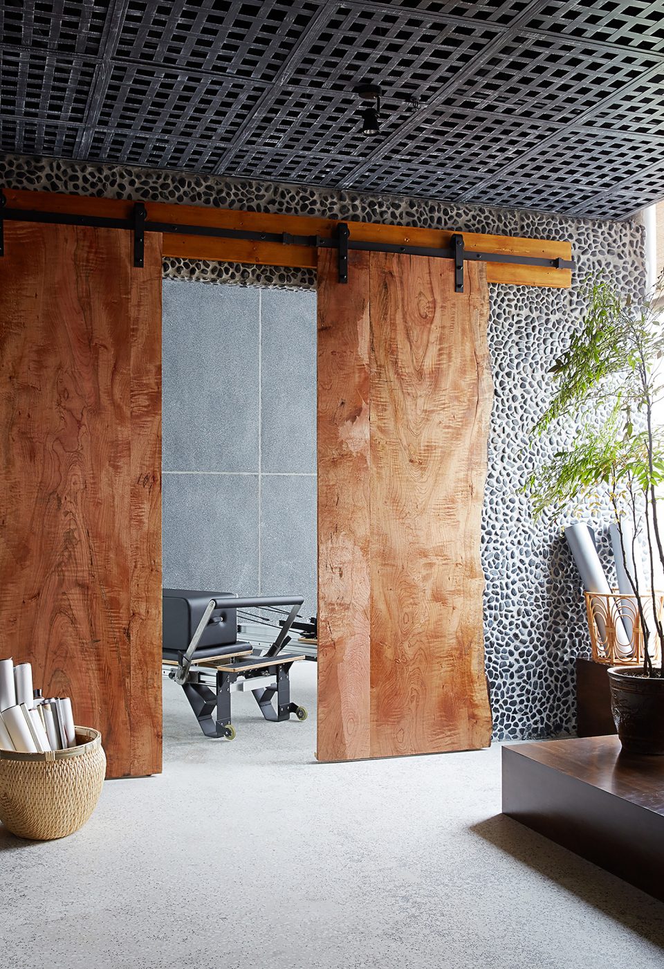 Yoga and Pilates studio By Kostas Chatzigiannis Architecture
