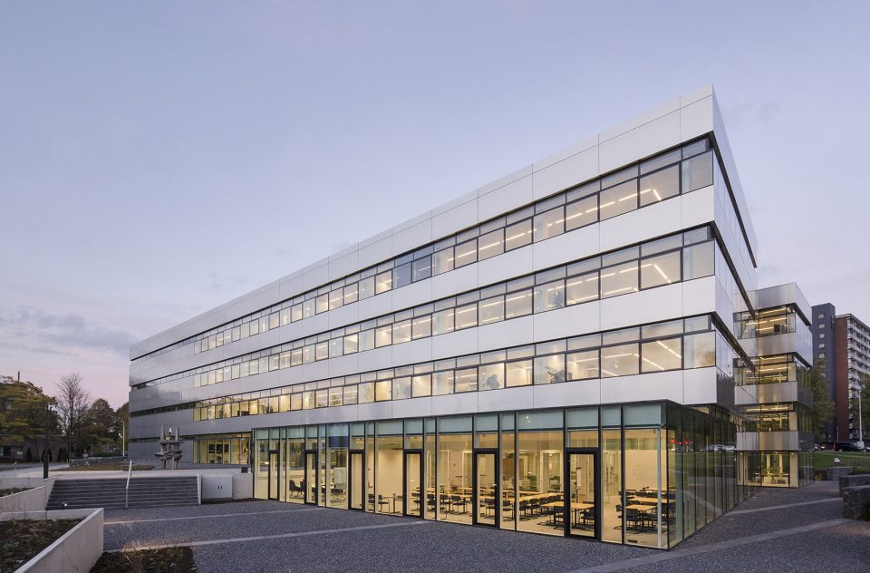 Van Spaendonck Enterprise House by Cepezed Architects