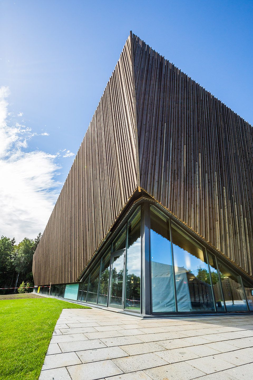 holmen aquatics center by arkis arkitektar