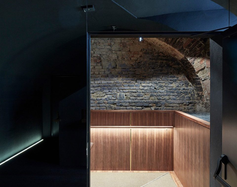 krypt bar by buro klk