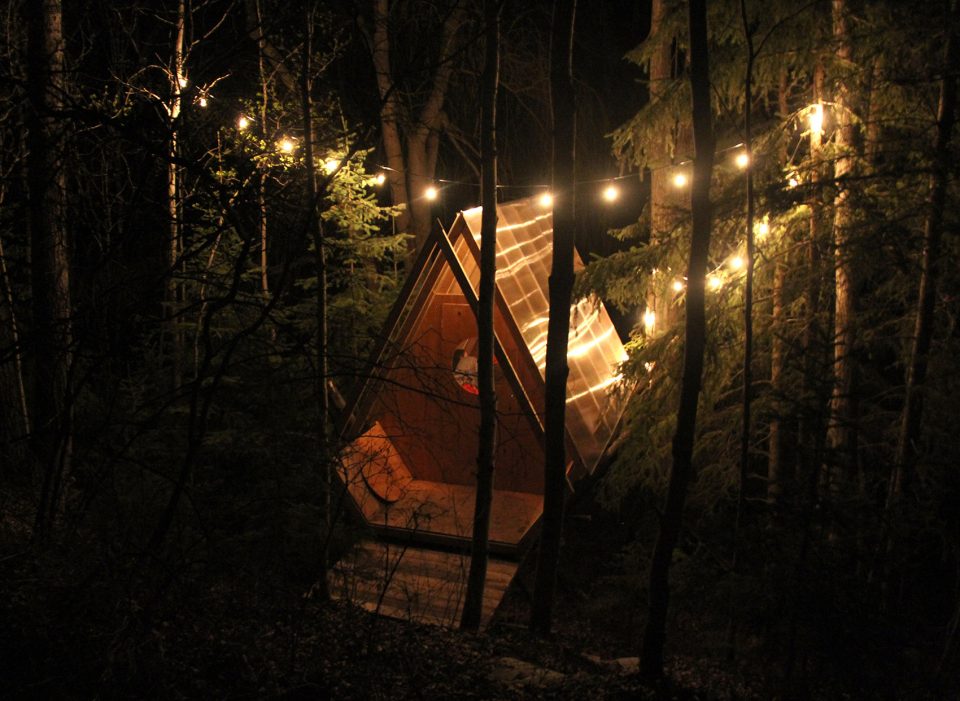 Birdhut by Studio North