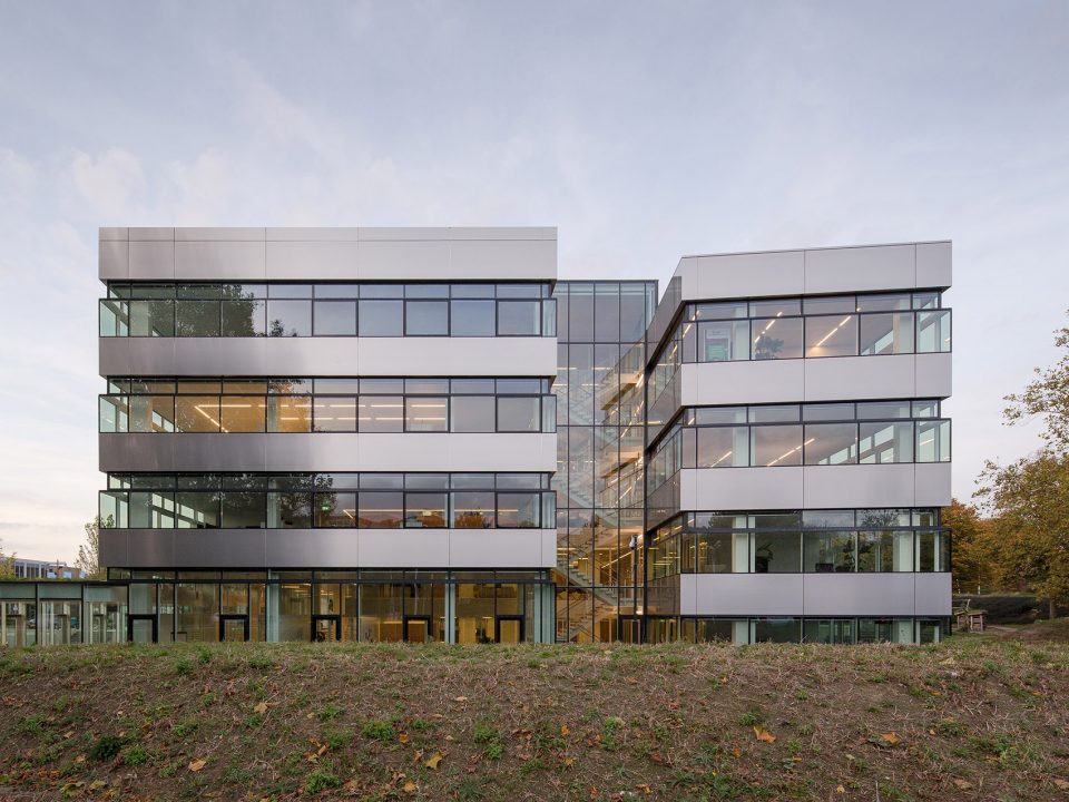 Van Spaendonck Enterprise House by Cepezed Architects