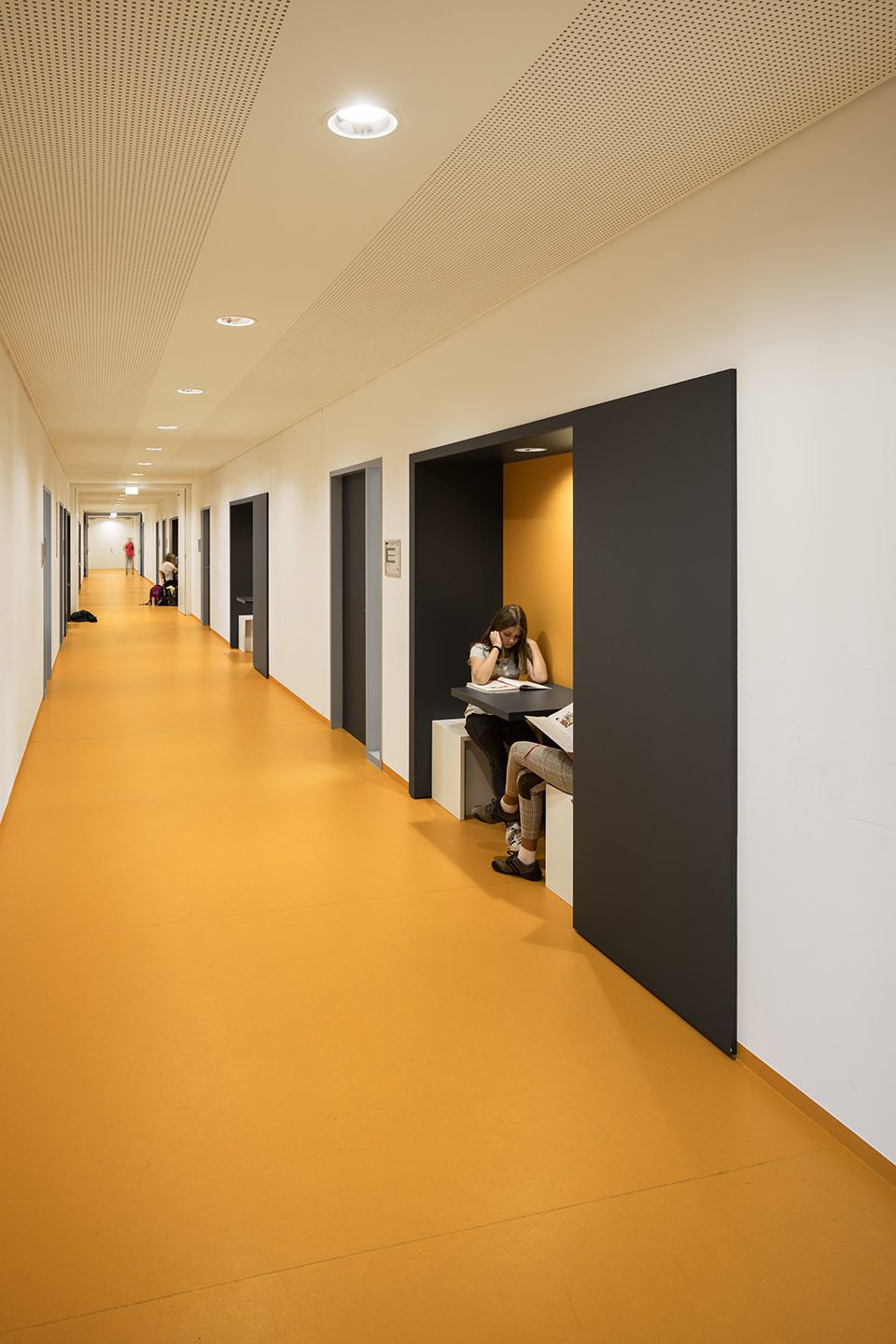 The school building of the Cultural and Educational Center in Alsdorf By gmp