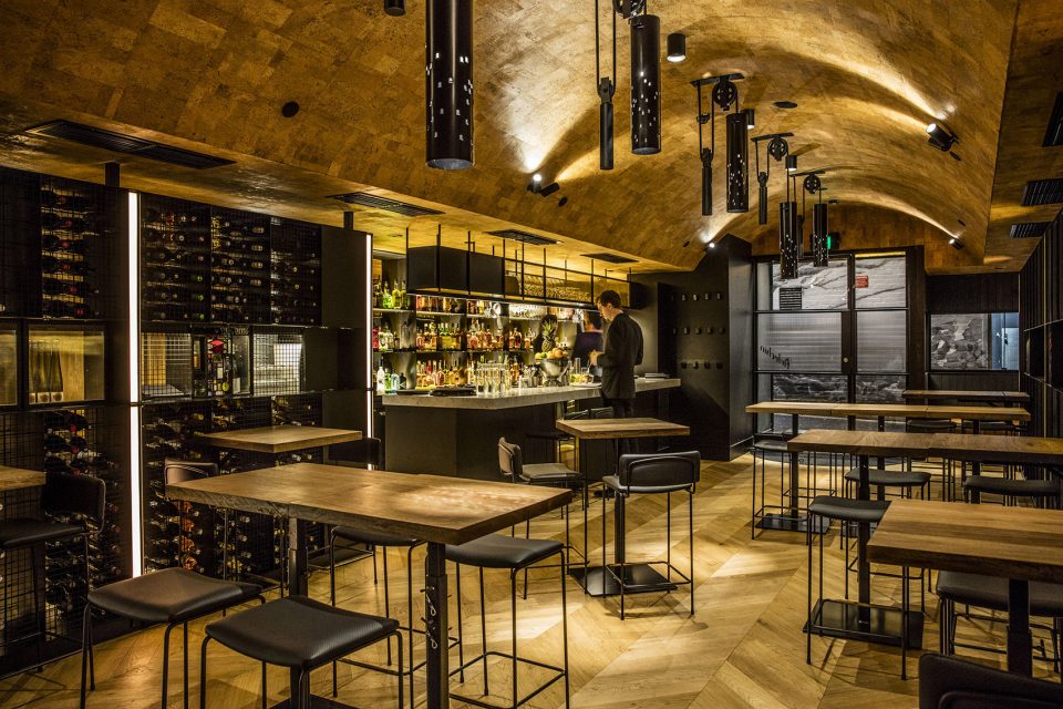 Arlechin Melbourne by Six Degrees