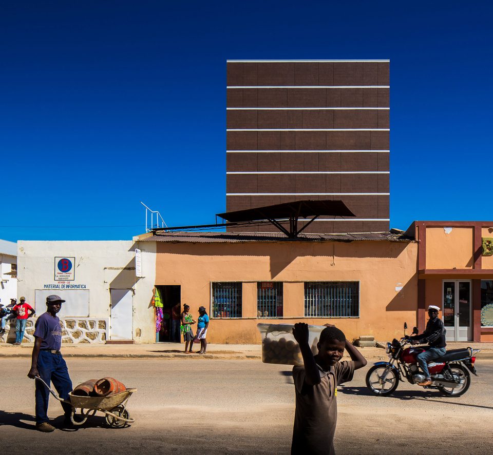 Lubango Centre by PROMONTORIO