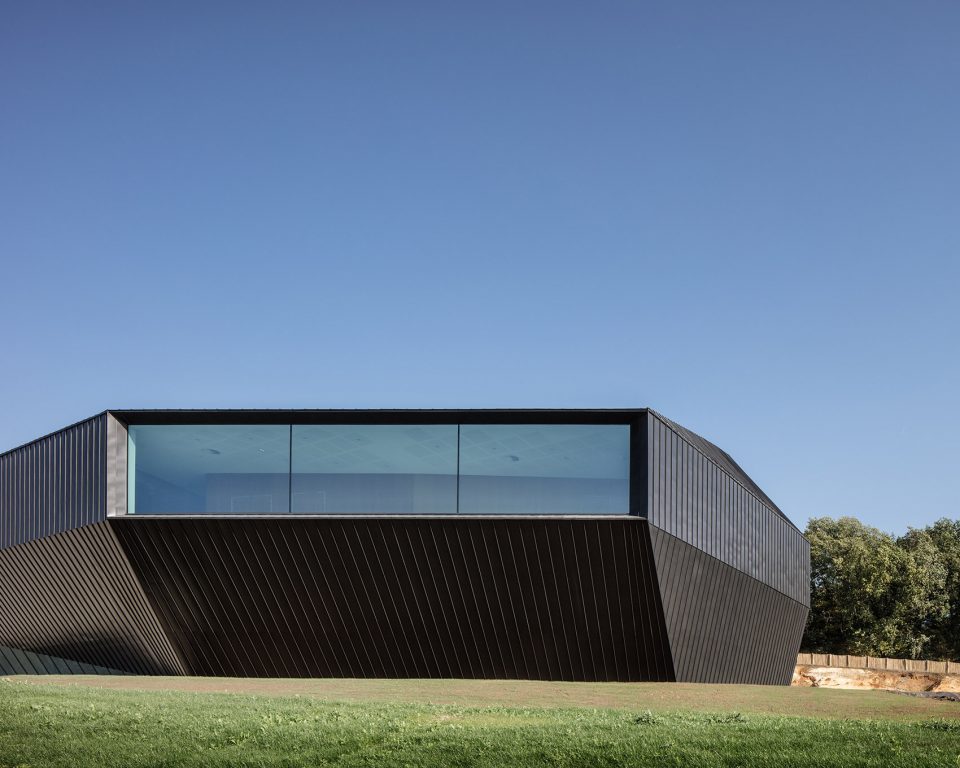 Congress Center Of Haute Saintonge by Tetrarc Architectes