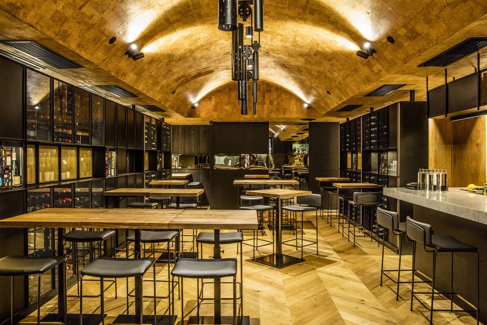 Arlechin Melbourne by Six Degrees