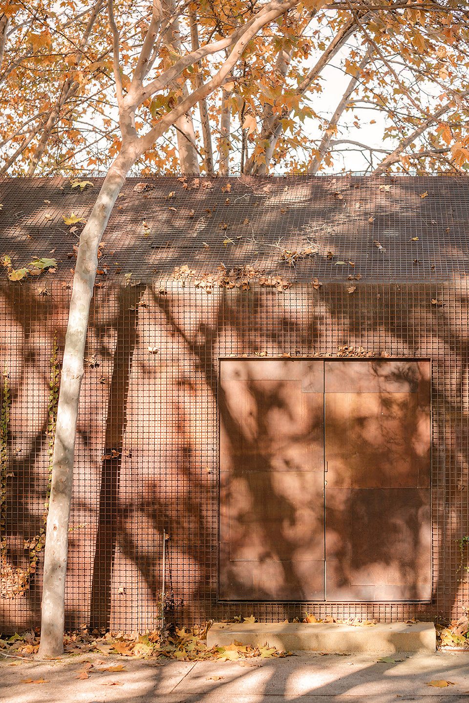 Tennis Padel school office By BETA.&oslash; architecture office