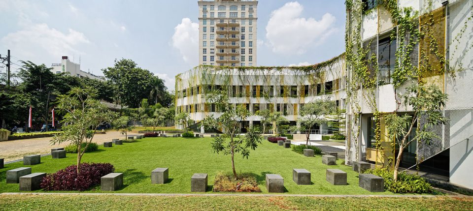 Golkar Jakarta Office by Delution Architect