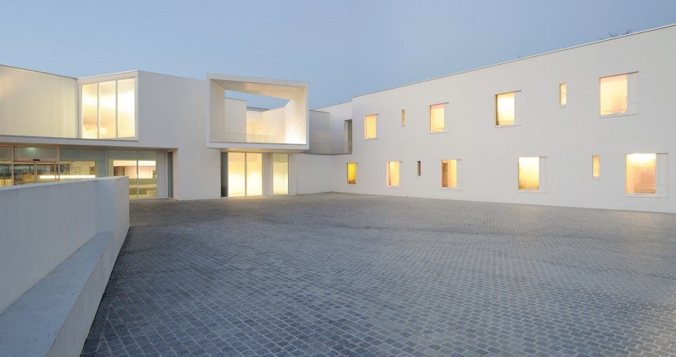 92 bed nursing home in Pont sur Yonne For dependent elderly people by Dominique coulon associes 960x508