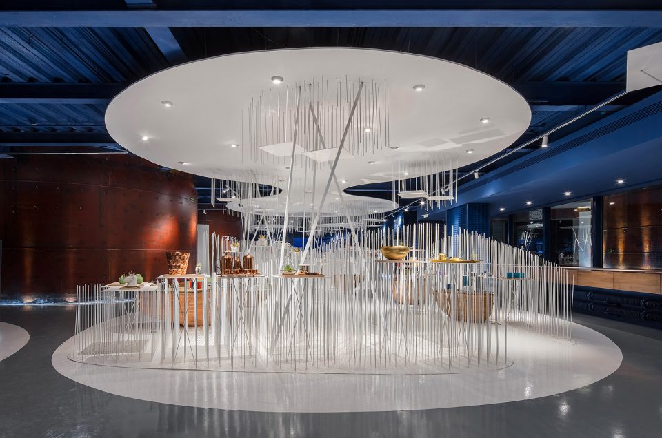 751 Fashion Buyer Shop by CUN Design