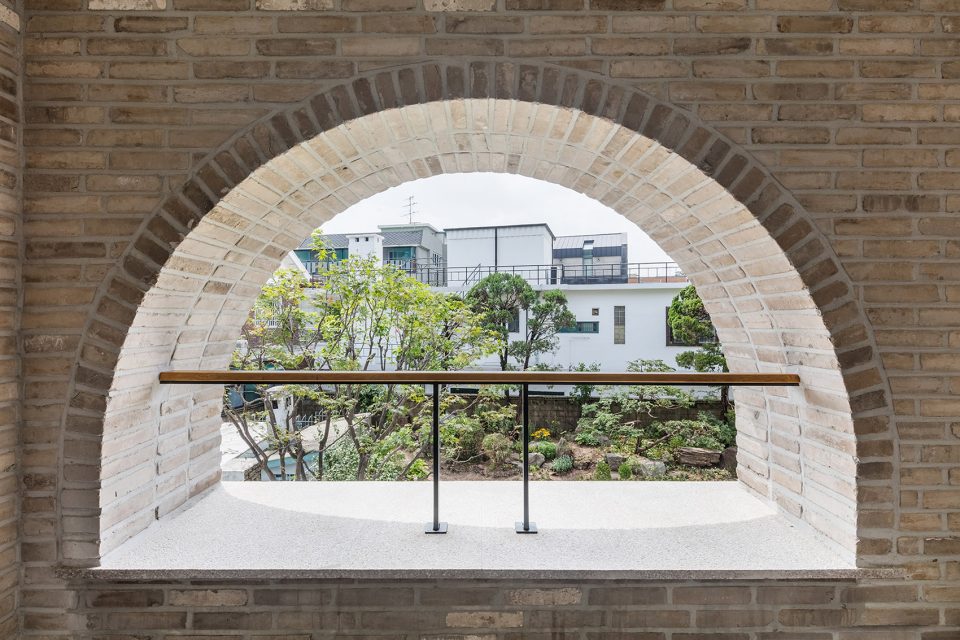 Cheongun Residence By Hyundai Kim Tectonics Lab