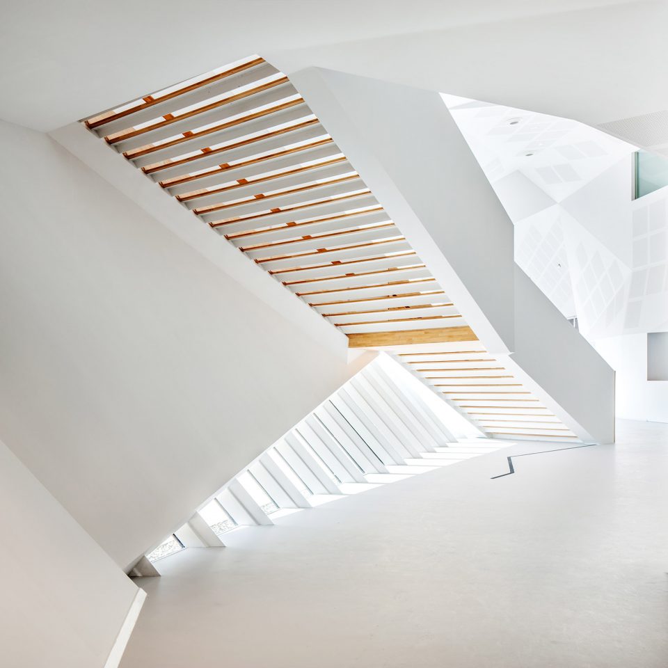 Congress Center Of Haute Saintonge by Tetrarc Architectes