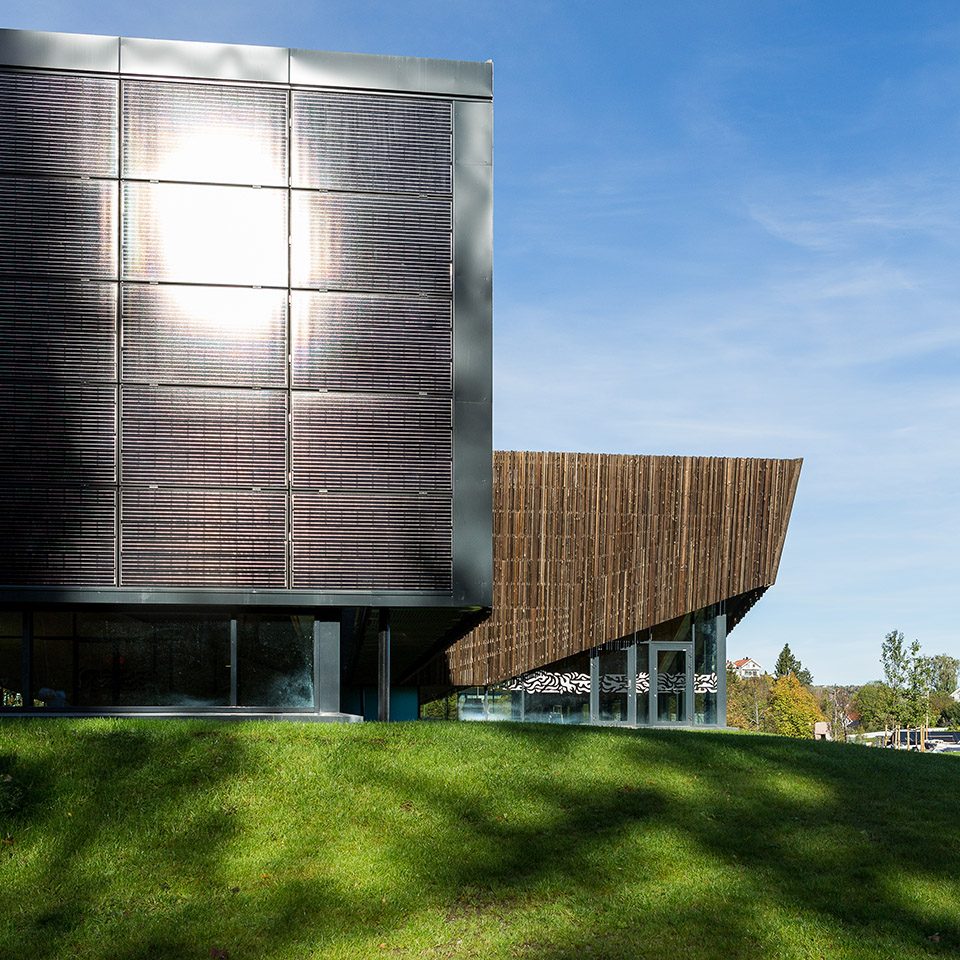 holmen aquatics center by arkis arkitektar