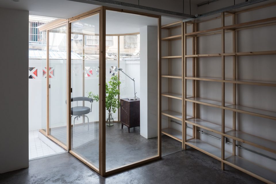 Architects’ studio by Atelier TAOC