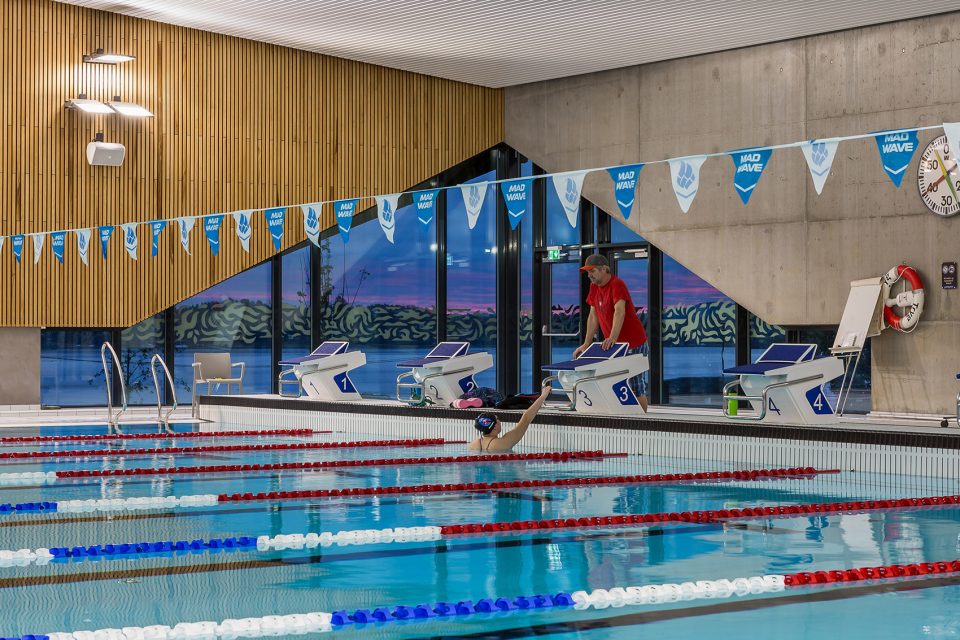 holmen aquatics center by arkis arkitektar