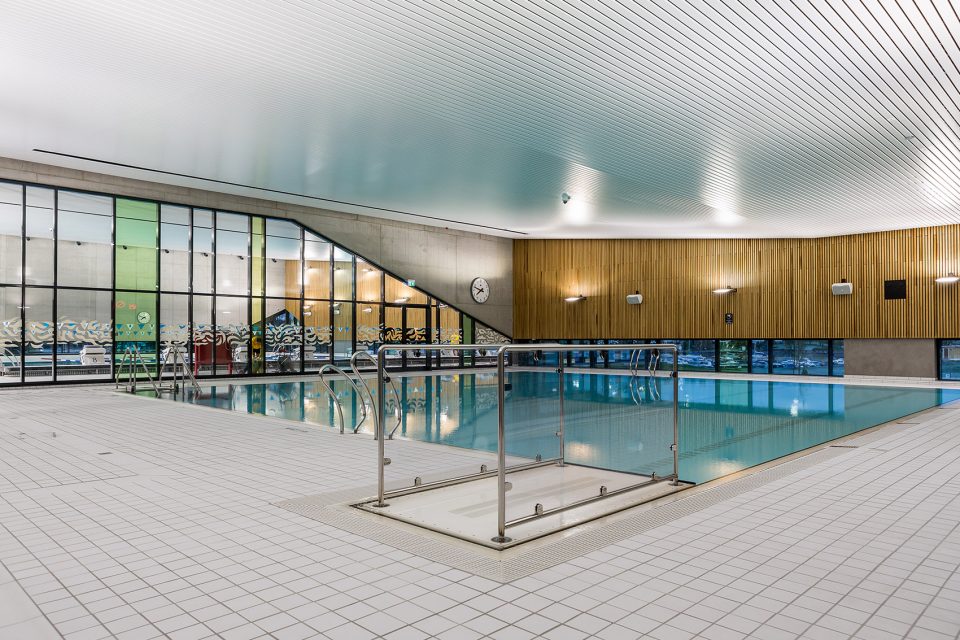 holmen aquatics center by arkis arkitektar