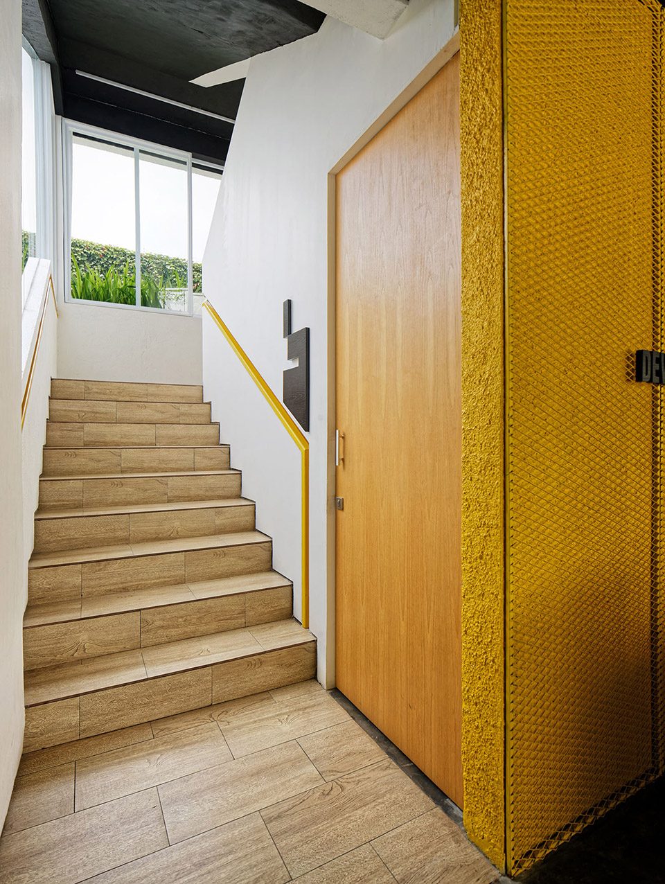Golkar Jakarta Office by Delution Architect