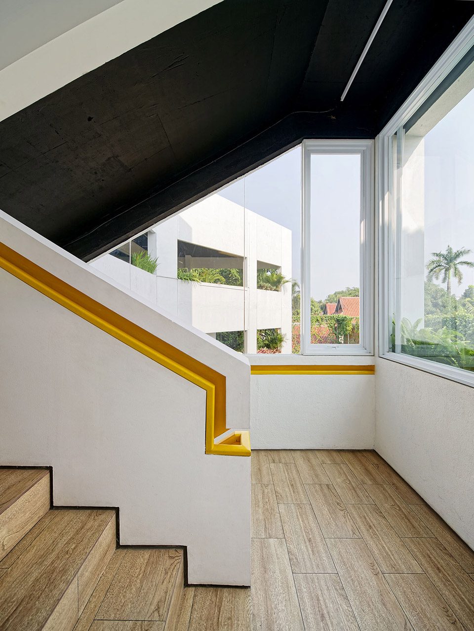 Golkar Jakarta Office by Delution Architect