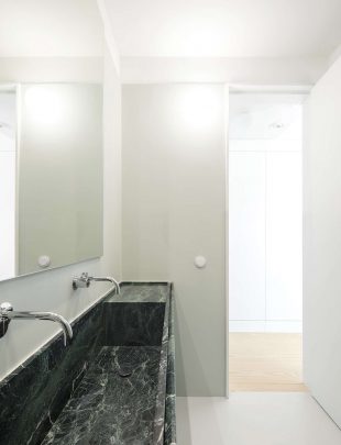 Apartment AMC by Rita Aguiar Rodrigues