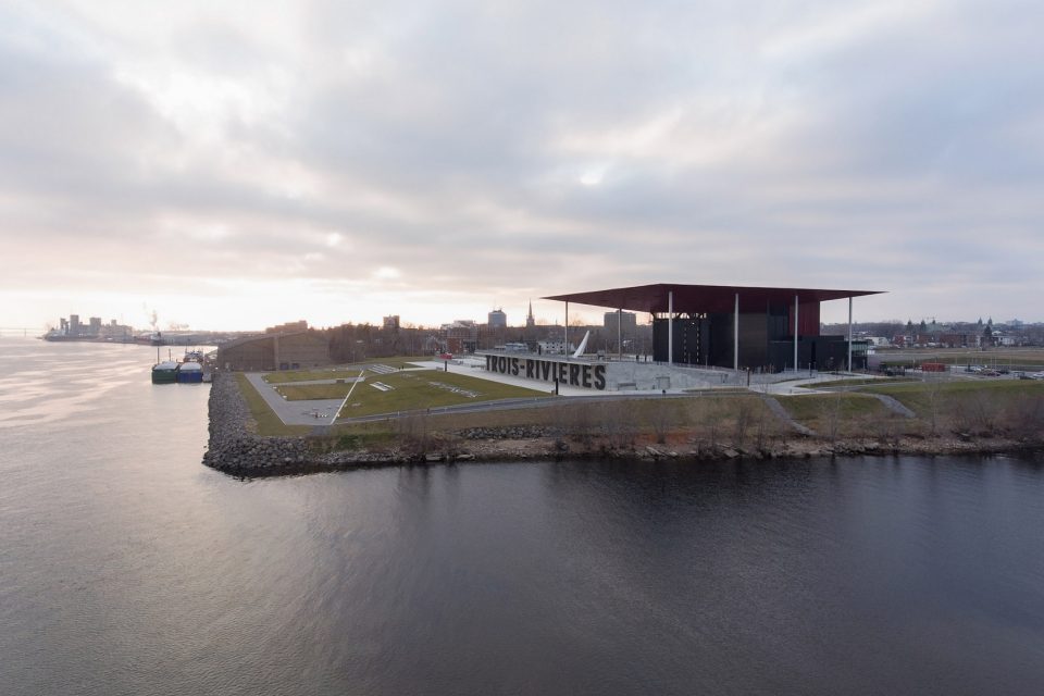 Amphithéâtre Cogeco by Atelier Paul Laurendeau