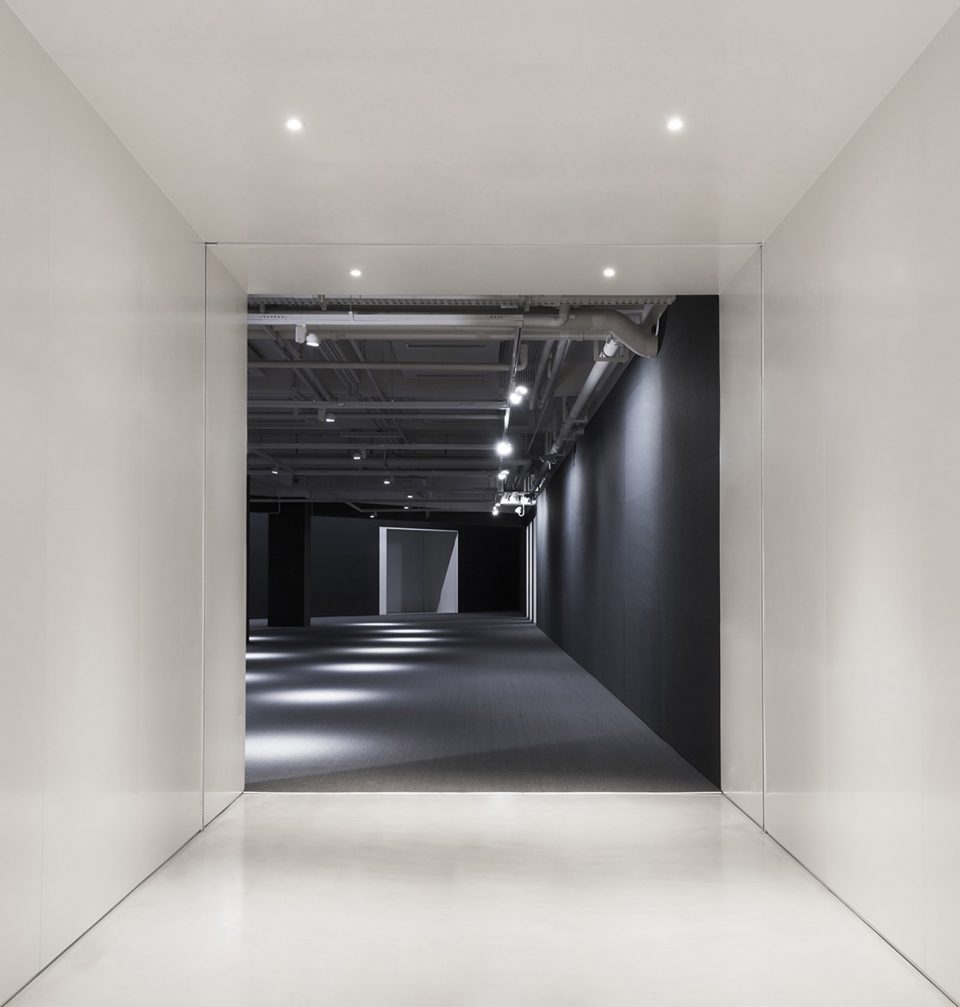 HOW Art Museum China by ARES Partners
