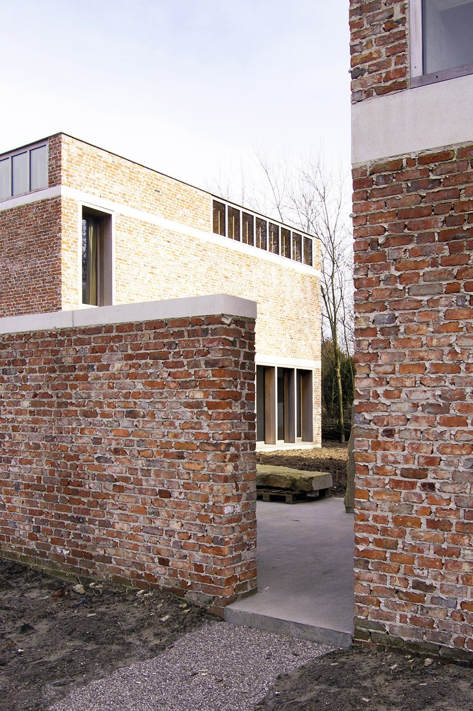 house and workshop for a sculptor by raamwerk van gelder tilleman