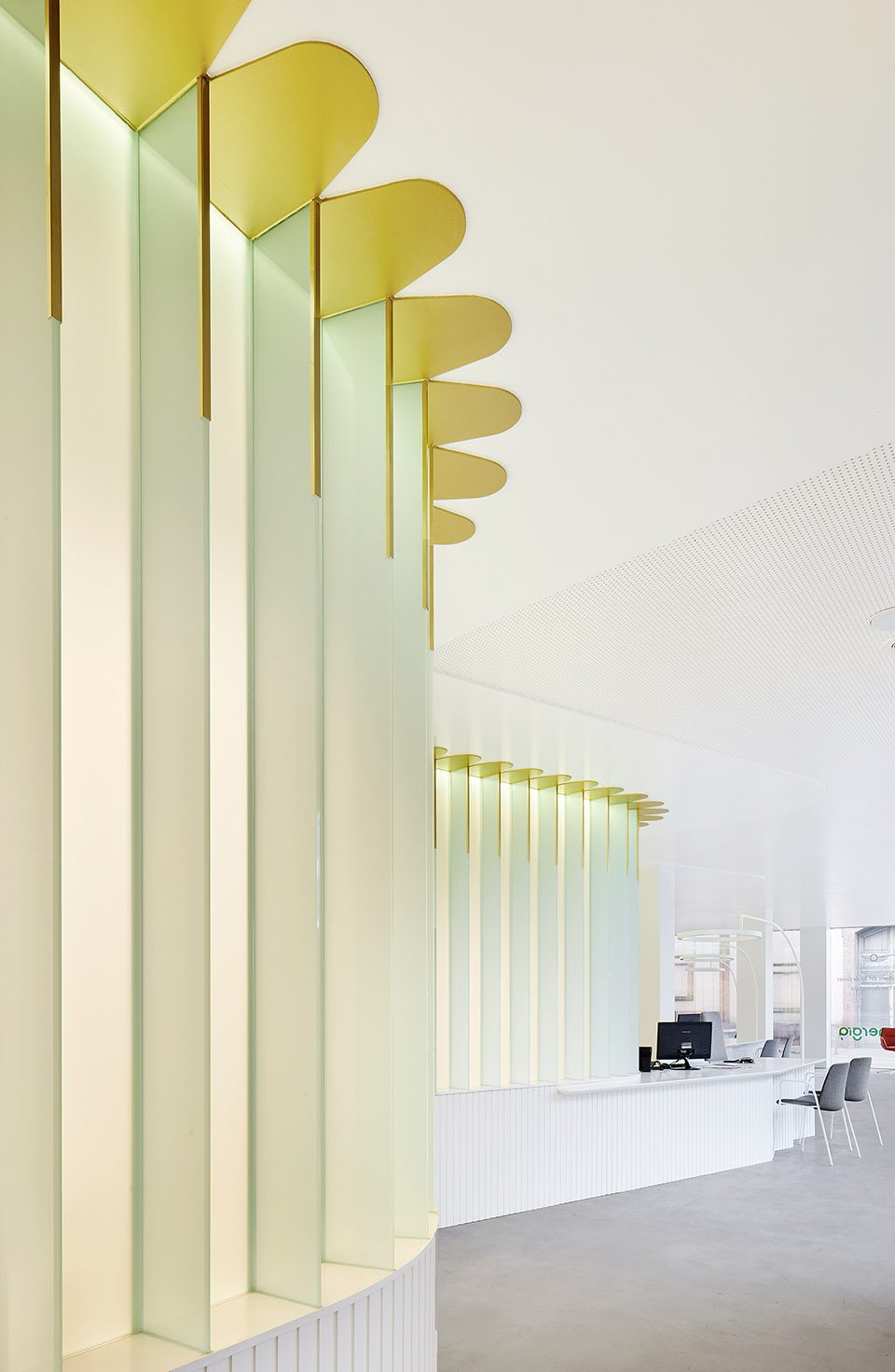 luminous radiator by unparelldarquitectes