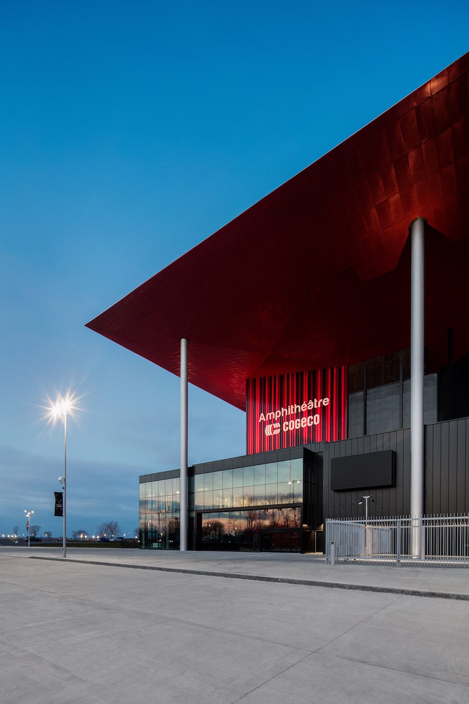 Amphithéâtre Cogeco by Atelier Paul Laurendeau