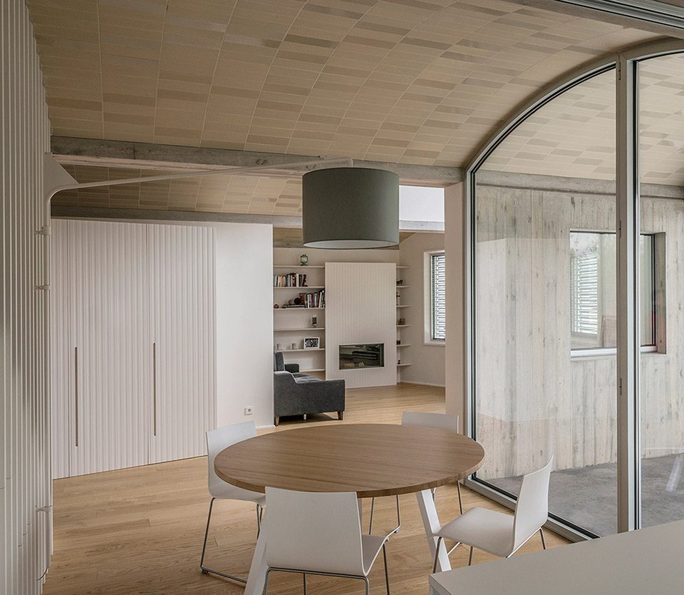 Marunys Shell House by unparelldarquitectes