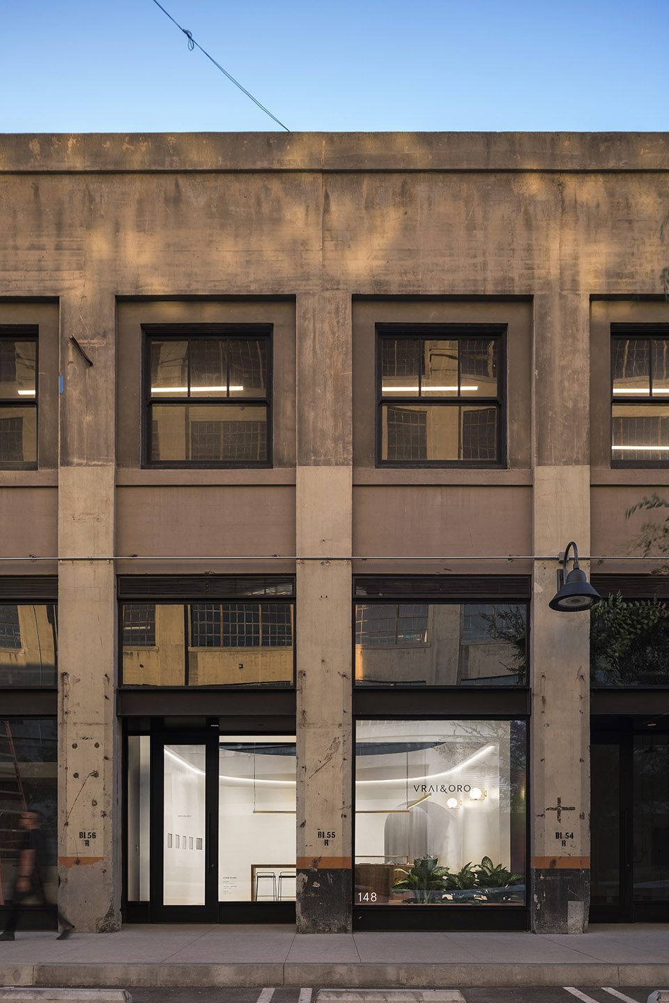 Vrai Oro Store by Warren Office For Research and Design