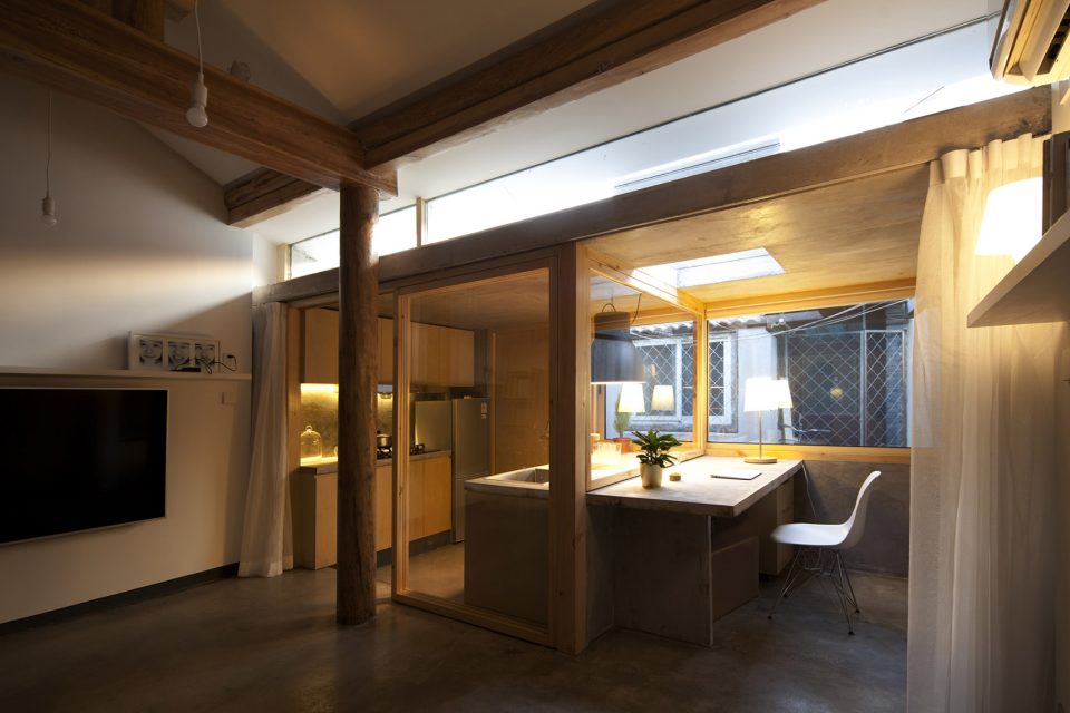 Renovation of a Hutong House in Ciqikou Street China by Chaoffice