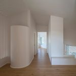 原野上的花贝住宅，西班牙 / unparelld'arquitectes