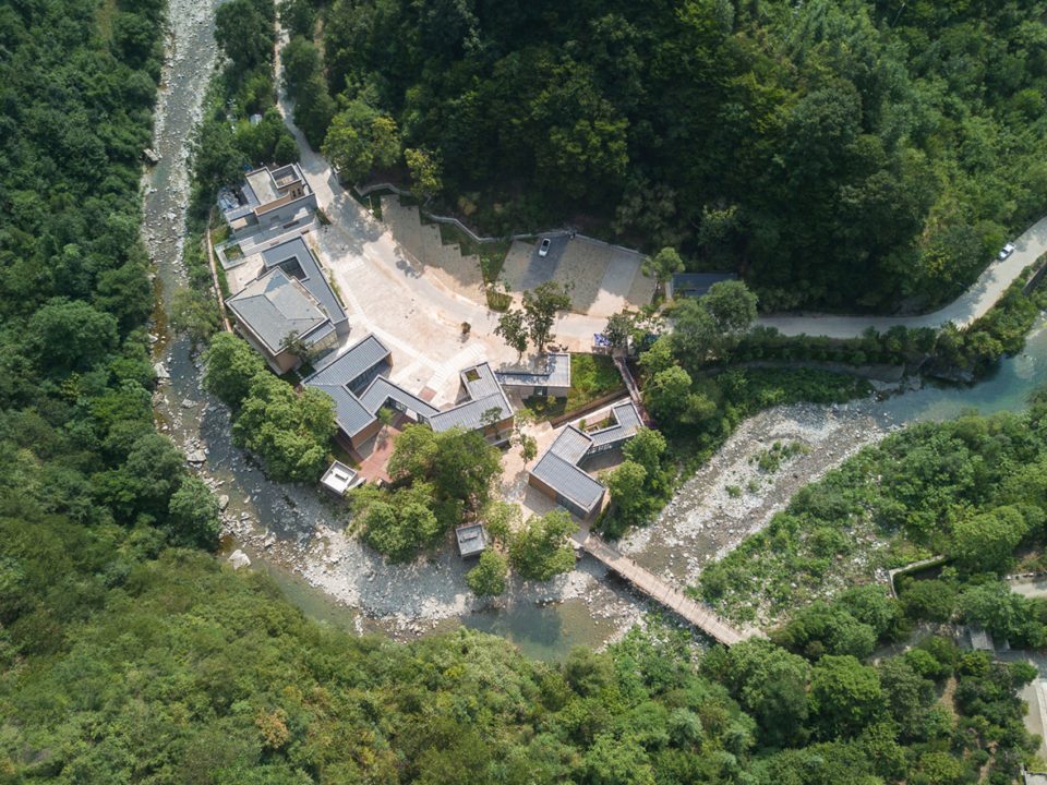 Chatouya Visitor Center China by Tumushi Architects