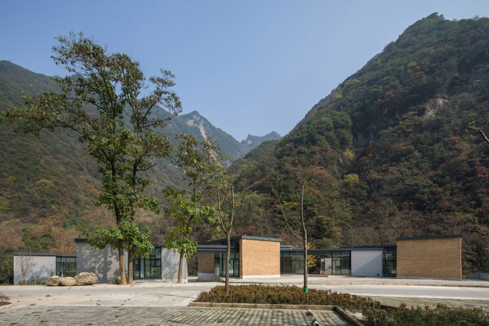 Chatouya Visitor Center China by Tumushi Architects