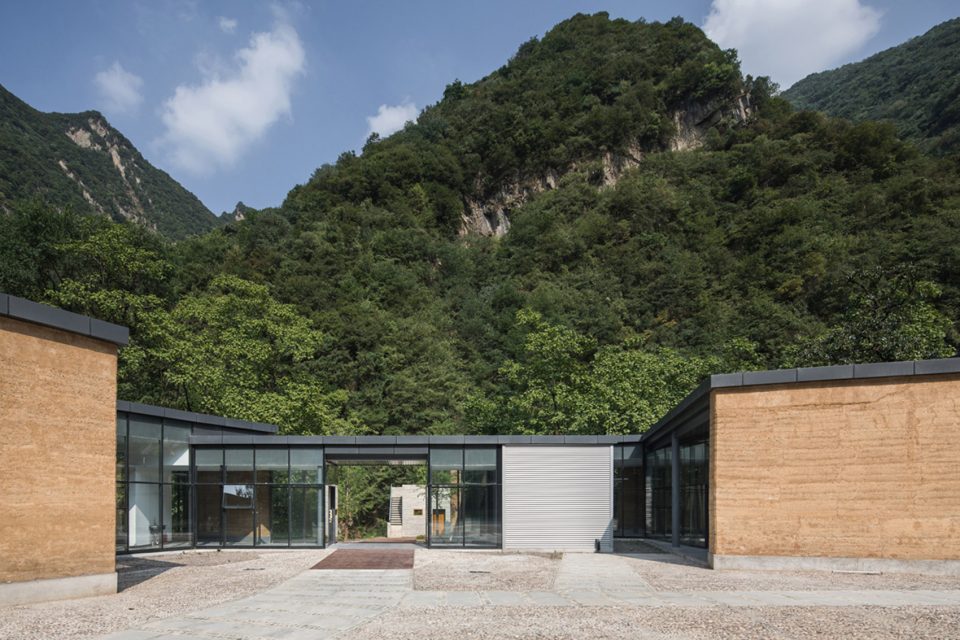 Chatouya Visitor Center China by Tumushi Architects