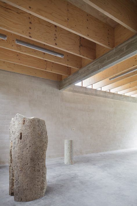 house and workshop for a sculptor by raamwerk van gelder tilleman