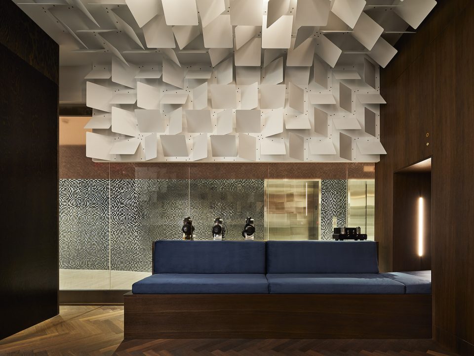 lounge headfoneshop Batay Csorba Architects