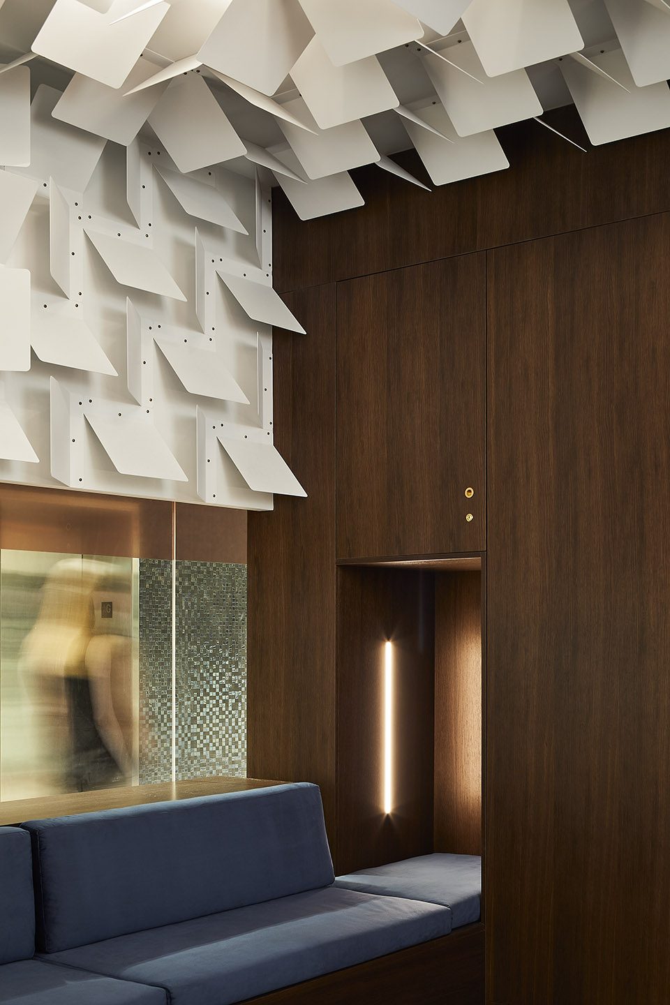 contrast2 headfoneshop Batay Csorba Architects