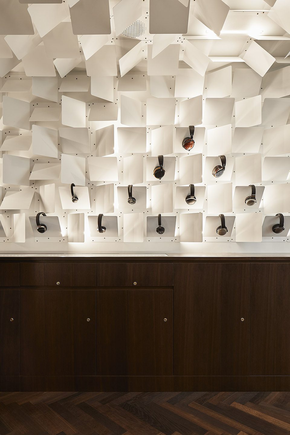 display headfoneshop Batay Csorba Architects