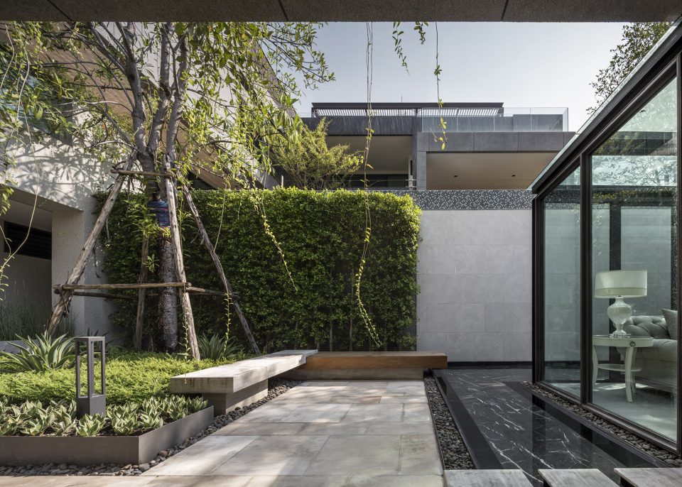 -Re Gen House-EKAR