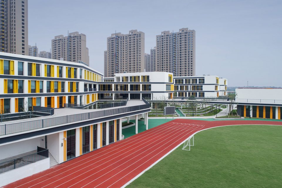 Hangzhou Gudun Road Primary School by GLA