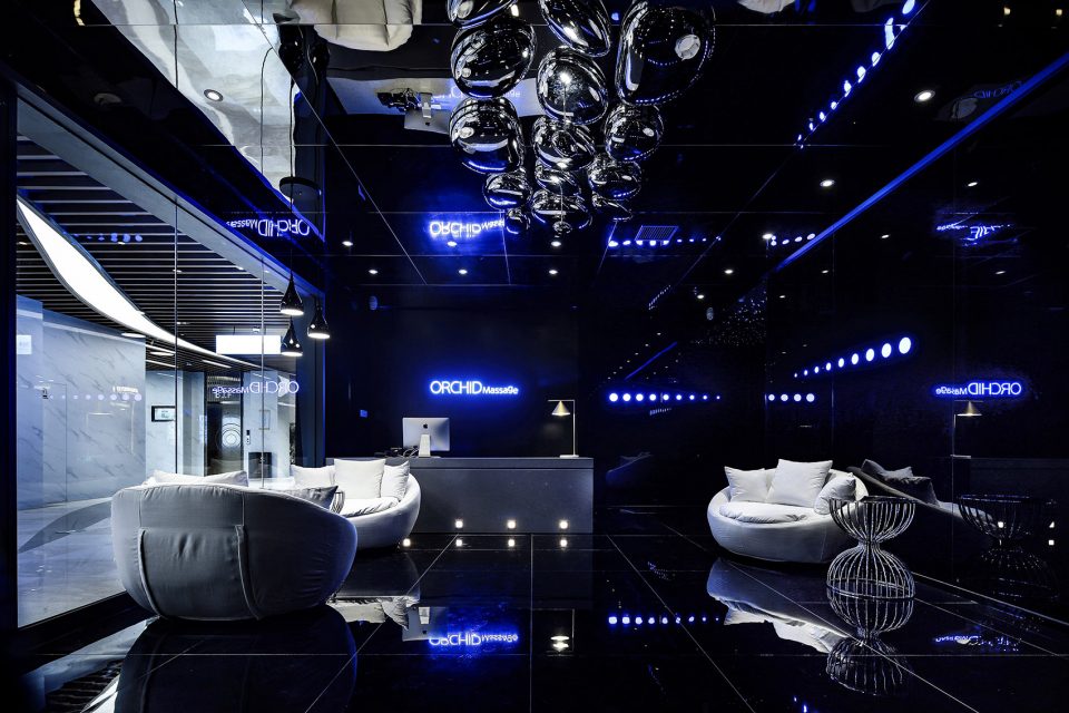 Thai essential oil spa by Nanjing Linear Architecture