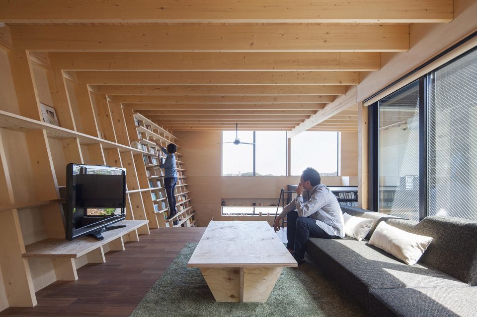Book Shelf House by Shinsuke Fujii ARCHITECTS